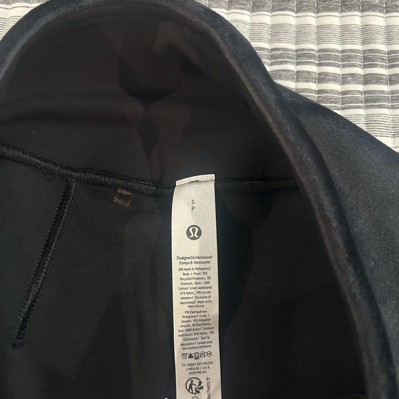 NWT Scuba velvet lululemon Mini Skirt Women’s size small - Picture 4 of 6